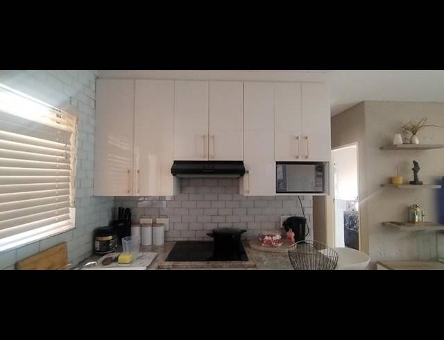 2 BEDROOM PROPERTY TO RENT IN GROBLERPARK EXT